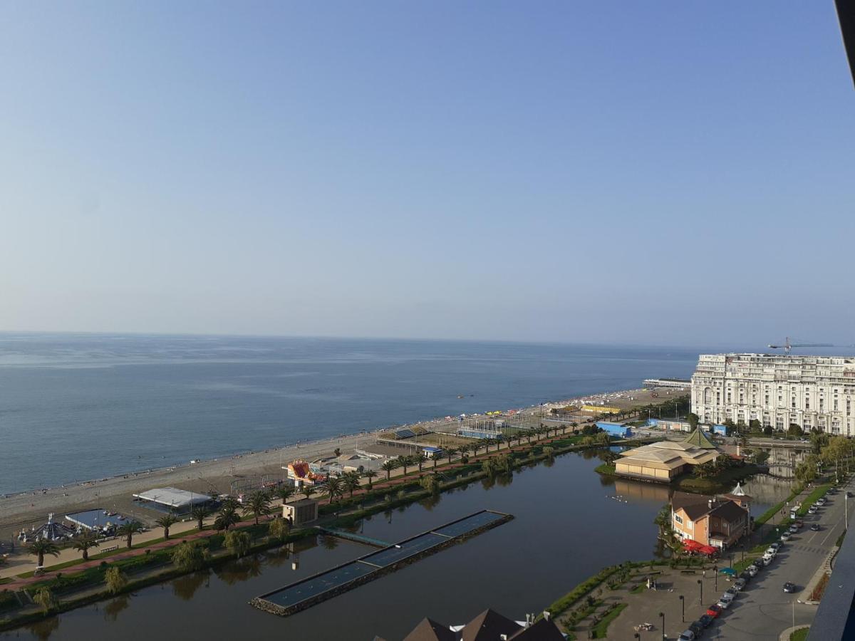 Only Front Sea View, No Side View, Wonderful Panorama, High Floor, Location Guarantee Aparthotel Batumi Eksteriør bilde