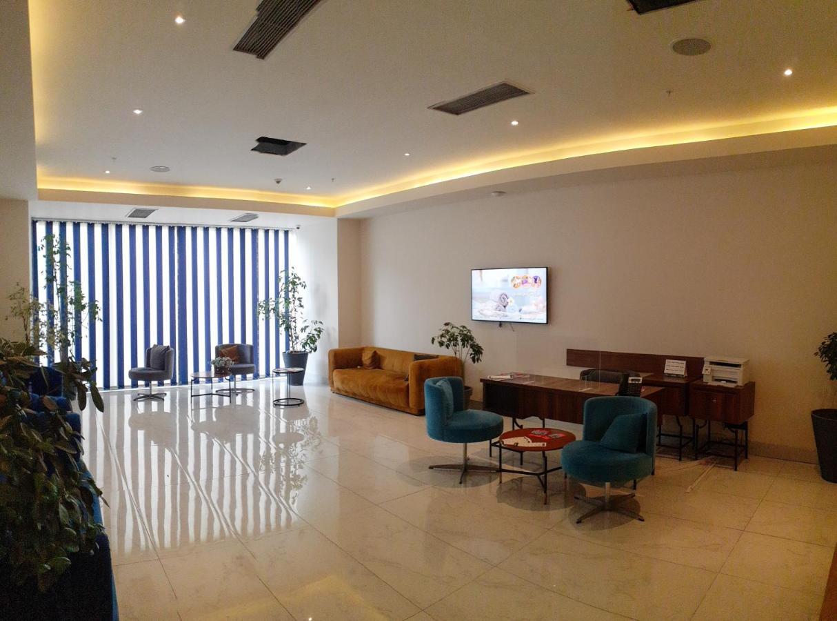 Only Front Sea View, No Side View, Wonderful Panorama, High Floor, Location Guarantee Aparthotel Batumi Eksteriør bilde